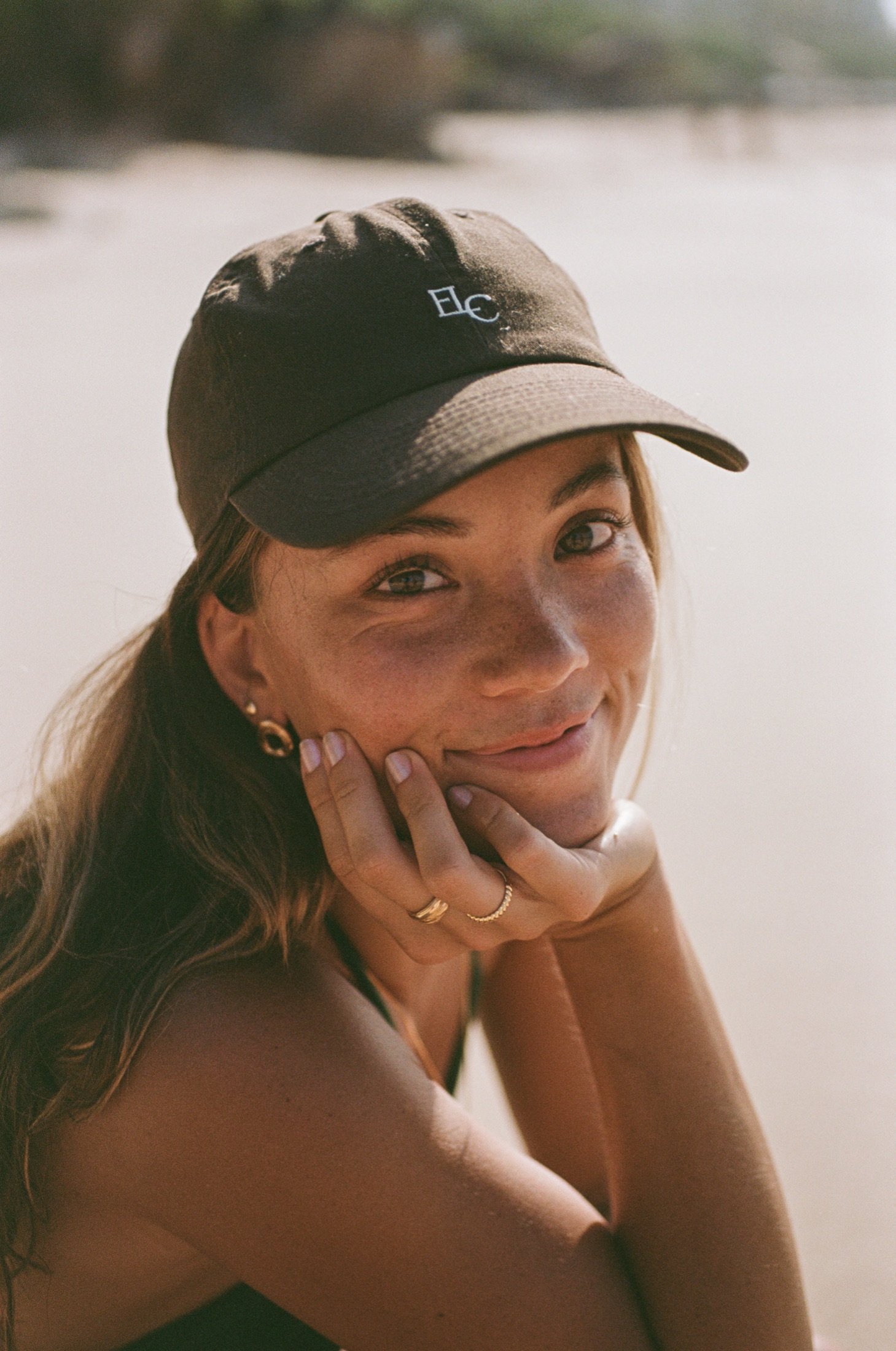 Float Bali: frame 04